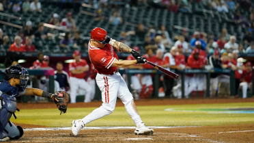 Tyler O'Neill ranges over to claim center field. Real race is just  starting: Cardinals Extra