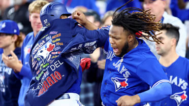 Blue Jays: Toronto's riskiest MLB offseason move