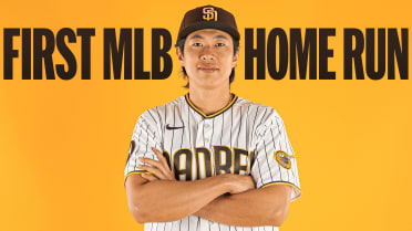 Sung-Mun Song's first career home run!