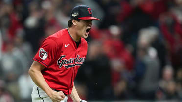 Cal Quantrill finishes blazing August in 5-1 Guardians win