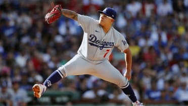 Julio Urias throws to hitters, on track to rejoin Dodgers