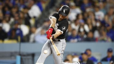 Andrew Benintendi Receives 2023 White Sox Heart and Hustle Award - On Tap  Sports Net