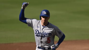 Dodgers' Freddie Freeman breaks silence on MLB's 2023 shift ban