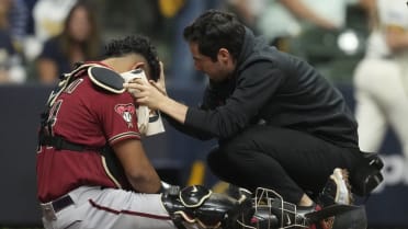 Diamondbacks catcher Gabriel Moreno exits NLDS game 3 with an