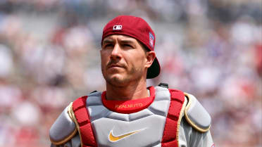 Breaking down whether Phillies should re-sign J.T. Realmuto