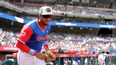 mlb.com - Jason Mackey - Hernandez, Florentino flash tools, soak in atmosphere at Futures Game