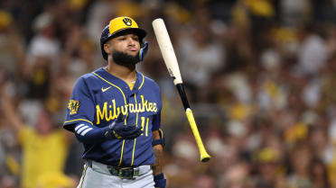 mlb.com - Adam McCalvy - No sweep, Crew sets sights on closing out Padres in Game 4