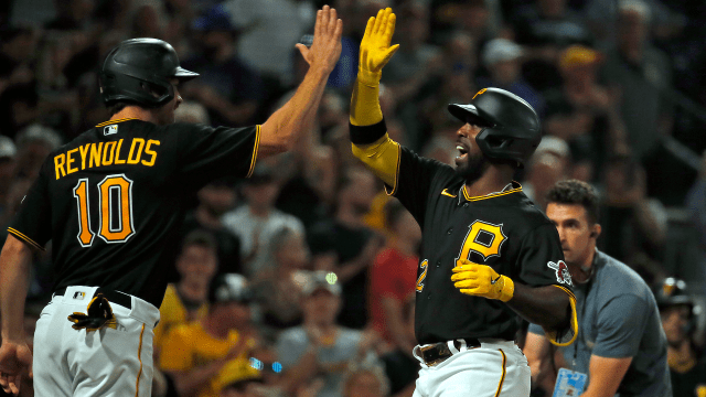 Pirates unveil baseball's freshest look with 1979 throwback