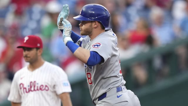 Ian Happ logs first multihomer game of season against Phillies