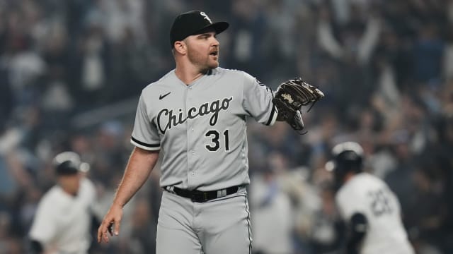 2023 ESPYS: Chicago White Sox pitcher Liam Hendriks to be honored with  Jimmy V Award after beating cancer, returning to MLB - ABC7 New York