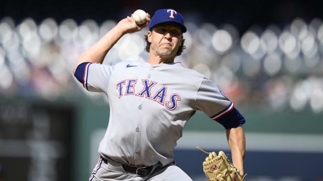 Jacob deGrom dominant vs. Nationals in Rangers' shutout win