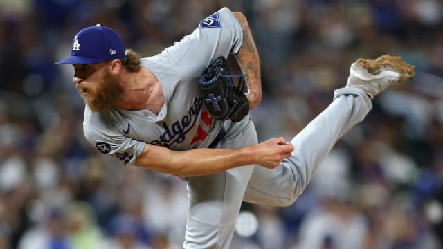 Michael Kopech undergoes knee surgery