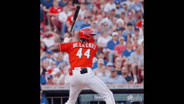 De La Cruz annihilates his 1st MLB home run 458 feet
