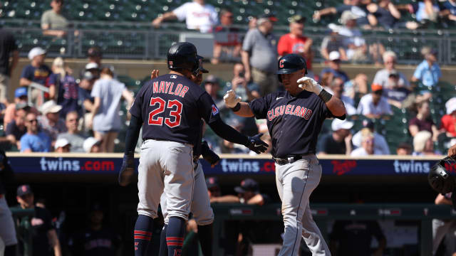 Torey Lovullo gets ejected after Kole Calhoun headbutts a ball