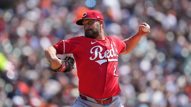 Wade Miley on 15-day injured list with left flexor strain