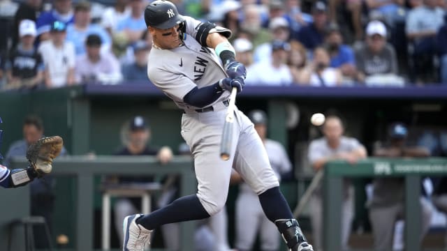 Aaron Judge hits 469-foot home run in Kansas City
