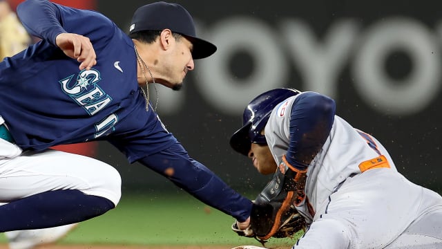 Mariners playoff push tied to 'Ted Lasso' catchphrase