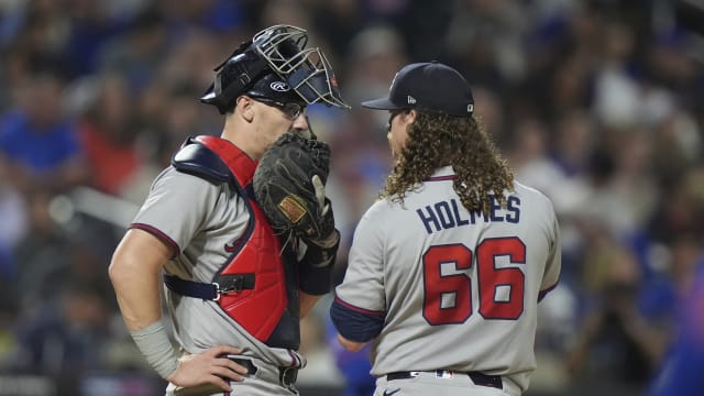 Braves split four-game series with Mets
