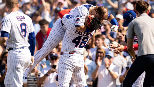 Justin Turner hits pinch-hit walk-off homer for Cubs