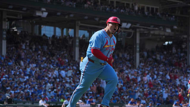 Yohel Pozo's three-run homer completes Cardinals' comeback