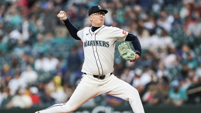 Mariners recall Logan Evans, place Bryce Miller on injured list