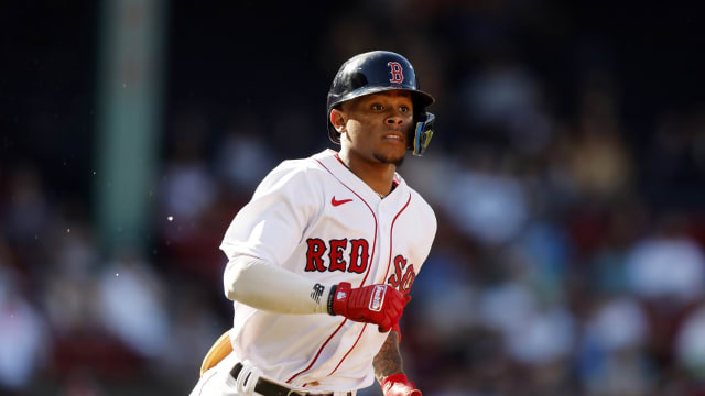 Rafaela will get a chance to win Red Sox's CF job in camp
