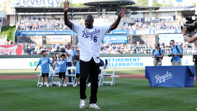 Lorenzo Cain retires with the Kansas City Royals