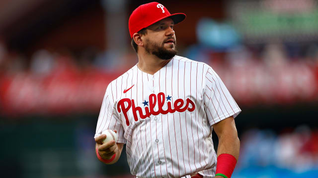 Kyle Schwarber starts at first base