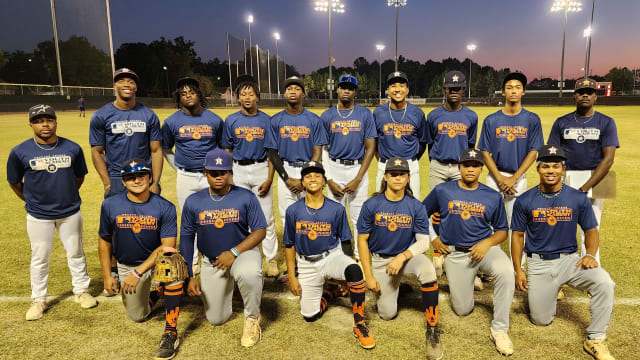 Astros Youth Academy visits Tuffley Park