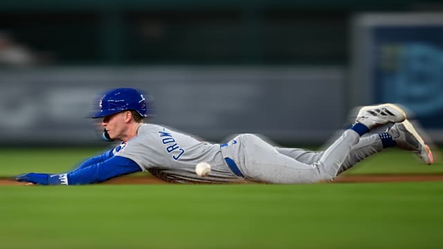 Pete Crow-Armstrong hits 15 homers and steals 20 bases