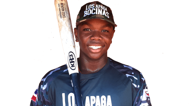 Phillies agree to terms with 17-year-old Dominican OF prospect