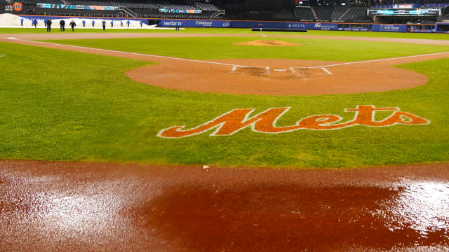 Mets celebrate Amazin' past with Old Timers' Day at Citi Field