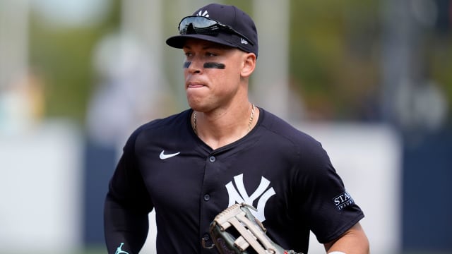 Aaron Judge returns to Yankees lineup after abdominal injury