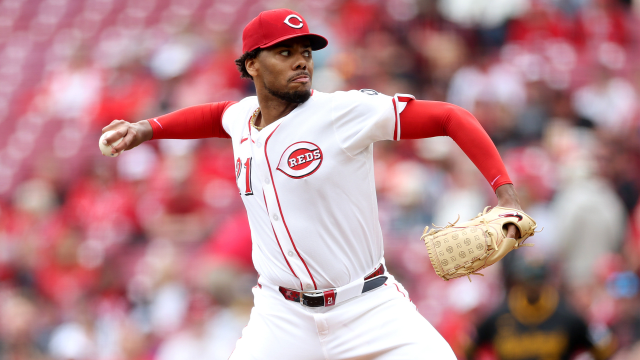 Hunter Greene impressive as Reds complete sweep vs. Pirates