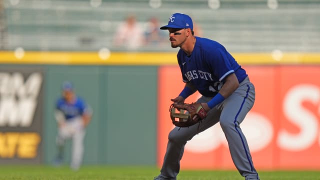Loftin embracing utility role with Royals