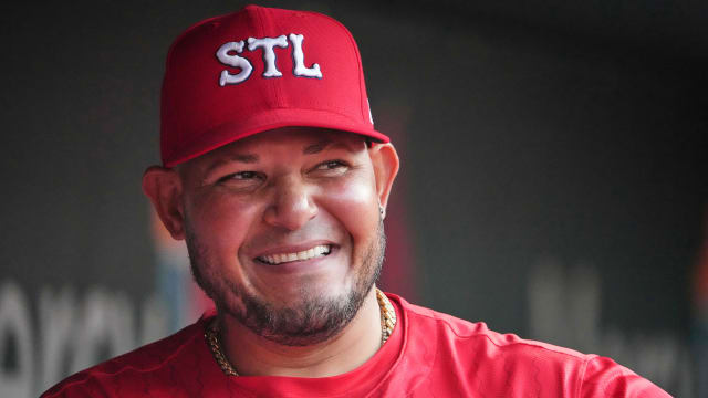 Oliver Marmol talks Yadier Molina's return to Cardinals' dugout