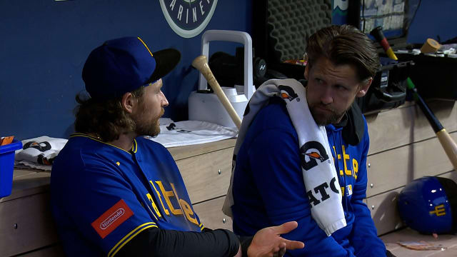 Brendan Donovan out of Mariners' April 19 lineup with hip injury