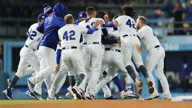 Jackie Robinson Day 2020, All Players Wearing #42 and Patches