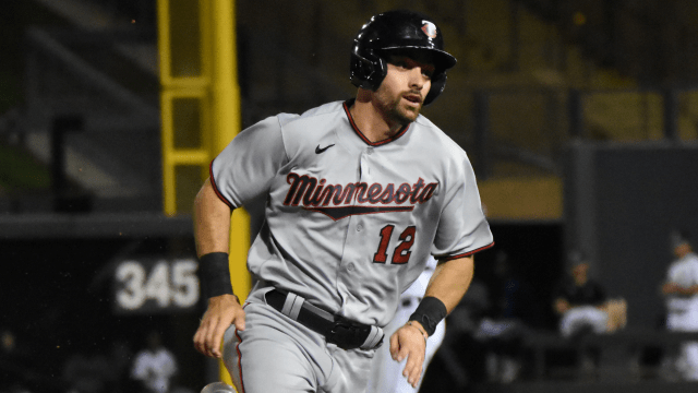 Twins' Julien homers twice, collects 5 RBIs in AFL