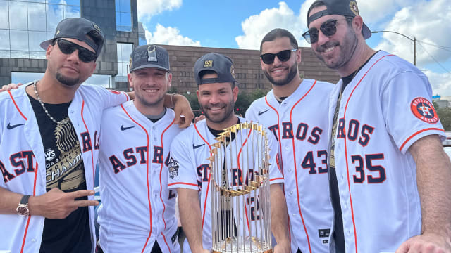 Por hacer historia! El hondureño Mauricio Dubón está a las puertas de ganar  la Serie Mundial