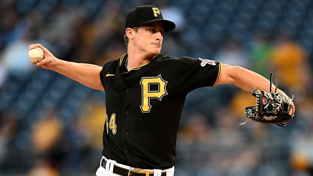 Garth Brooks returns to baseball, joins spring training for Pittsburgh  Pirates