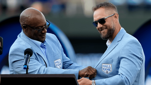 Alex Gordon inducted into Royals Hall of Fame