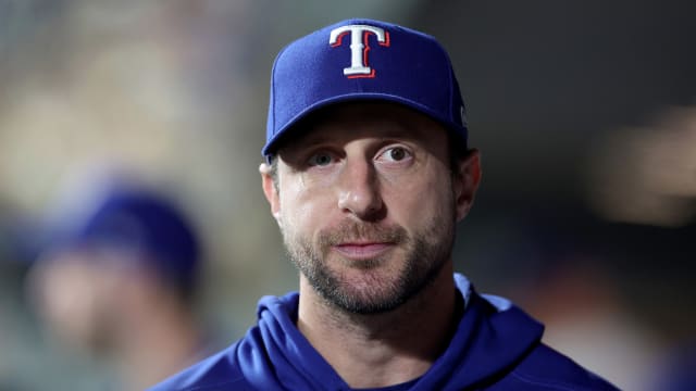Max Scherzer Wears Mismatched Goggles for Different-Colored Eyes in ALCS  Celebration (Photo) 