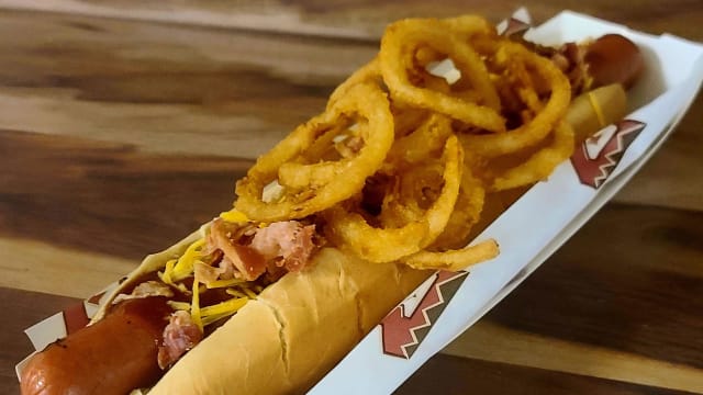 The Boomstick Dog for sale at the WS : r/baseball