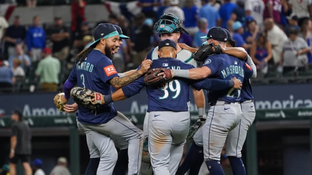 Miles Mastrobuoni helps Mariners beat Rangers in extra innings