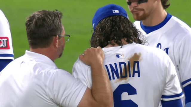 Jonathan India exits game vs. A's with left shoulder injury