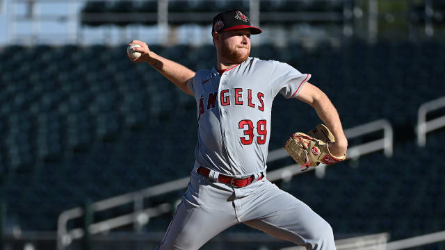 Daniel becomes first AFL pitcher to complete 6 innings in a start