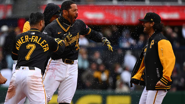 Andrew Heaney strikes out 10, Tommy Pham hits walk-off single