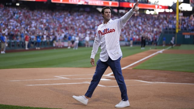 David Dahl switches number before Cole Hamels' retirement