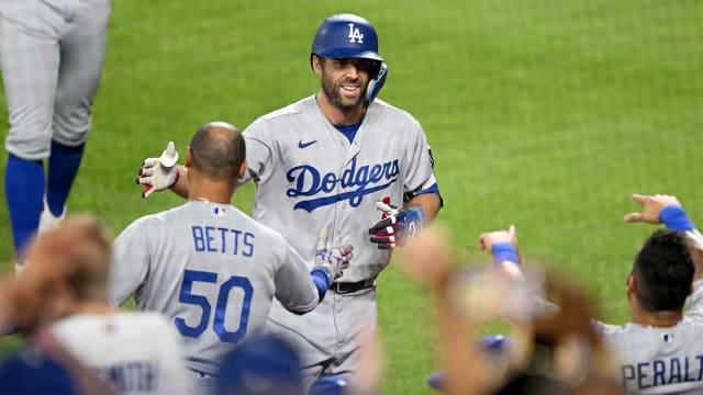 Dodgers' Chris Taylor blasts walk-off home run to defeat Rockies